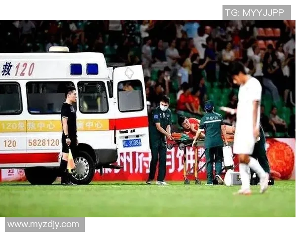 足球明星意外失言引发热议视频播放瞬间成网络焦点